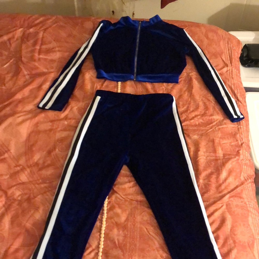 Two Piece Set